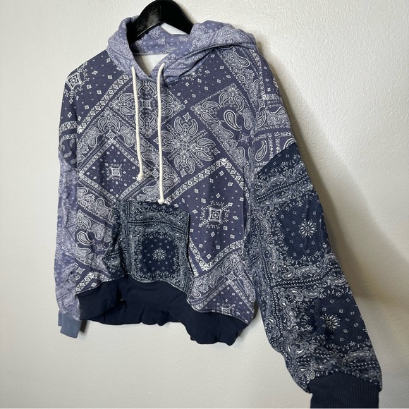 American Eagle Blue Patchwork Bandana Oversized Hoodie - Picture 4 of 6